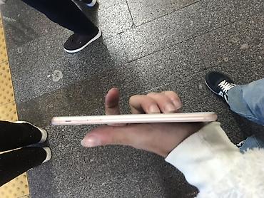 iphone 8 p: IPhone 8 Plus, 64 GB, Qızılı, Barmaq izi — 5