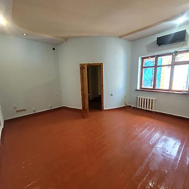 Продажа квартир: 2 комнаты, 50 м², Индивидуалка, 1 этаж, Косметический ремонт — 8