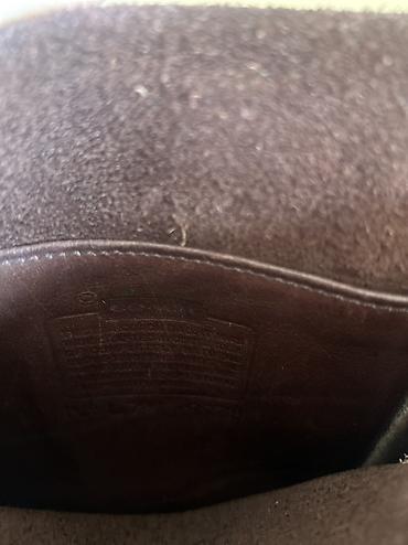 Çantalar: Qəhvəyi dəri çiyin çantası Coach firmasininindir. - Material: həqiqi — 3