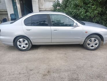 пасат в4: Nissan Primera: 2001 г., 1.6 л, Механика, Бензин, Седан