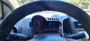 w210 oturacaqlar: Chevrolet Aveo: 1.4 l | 2013 il 96482 km Sedan — 5