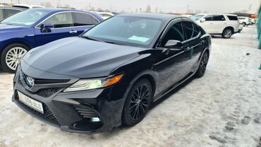 Toyota: Toyota Camry: 2018 г., 2.5 л, Вариатор, Гибрид, Седан