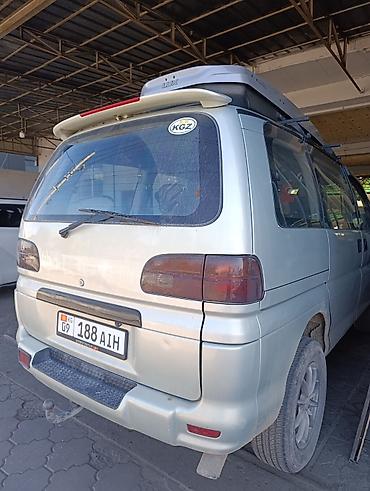 ремонт надо: Mitsubishi Space Gear: 1995 г., 2 л, Механика, Бензин, Минивэн — 10