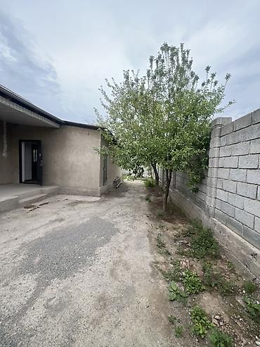 Продажа коттеджей и домов: Продаётся жилой дом с участком Дом 96м2 Ак-Ордо 3 Участок 4 соток — 10