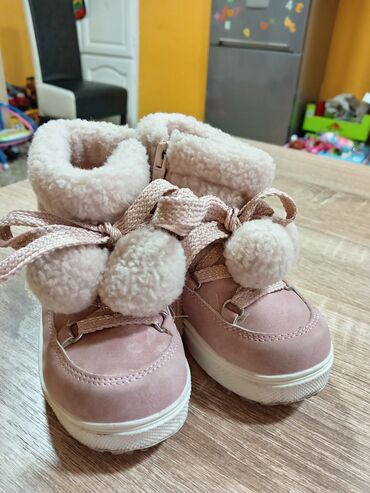 ipanema japanke za decu: Boots, Lc Waikiki, Size - 22 at lalafo.rs ipanema japanke za decu: Boots, Lc Waikiki, Size - 22