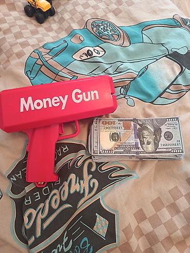 Digər oyuncaqlar: Money Gun satılır içində batereyasi ilə beraber qırıqı xarabı yoxdur — 1