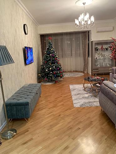 Mənzillər: 3 otaqlı, Yeni tikili, 82 kv. m — 5