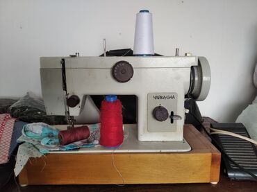 Швейные машины: Швейная машина Chayka, Полуавтомат