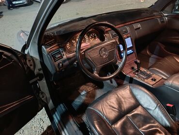 Mercedes-Benz: Mercedes-Benz E-Class: 1995 г., Автомат, Бензин, Седан — 6