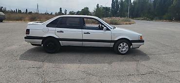 rota grid: Volkswagen Passat: 1991 г., 2 л, Механика, Бензин, Седан — 9