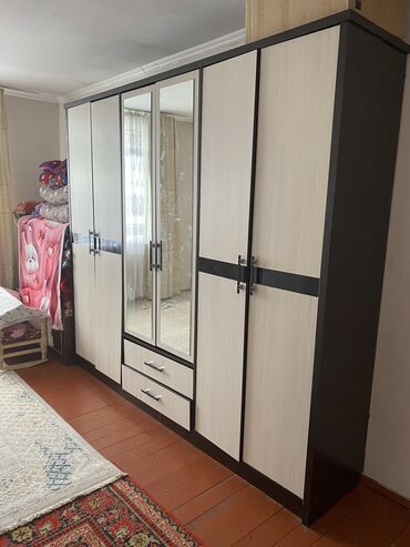 хочу купить шкаф: Кийим салуучу шкаф, Колдонулган, Түз, Жыгач