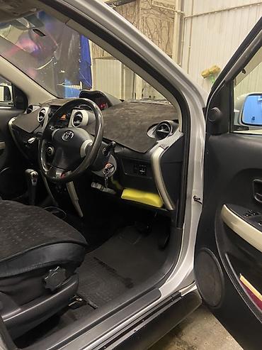 продажа евакуатор: Toyota Ist: 2003 г., 1.5 л, Автомат, Бензин, Хэтчбэк — 8
