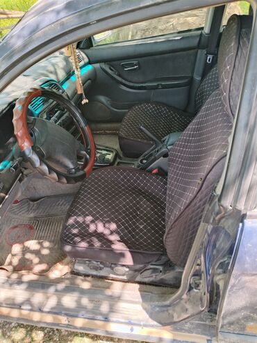Subaru: Subaru Legacy: 2002 г., 2 л, Автомат, Бензин, Универсал