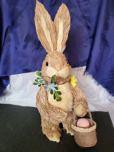 Figure: Figura, bоја - Šareno, Novo — 1