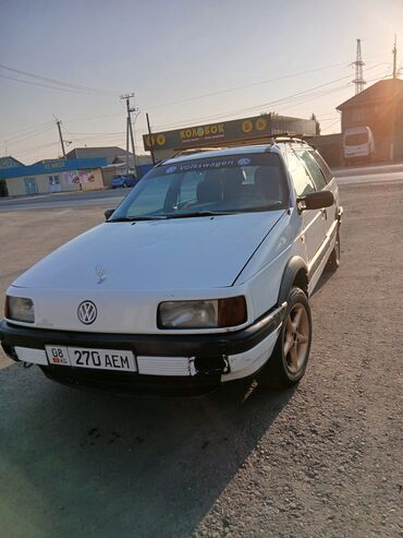 напольные акустика: Volkswagen Passat Variant: 1992 г., 2 л, Механика, Газ, Универсал