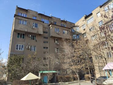 азия магазин: 4 комнаты, 104 м², Индивидуалка, 5 этаж, Старый ремонт