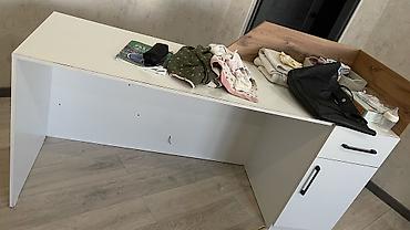 Стойки ресепшн: Срочно ‼️ ресепшен сатылат самовывоз же доставкасын Озунор — 9