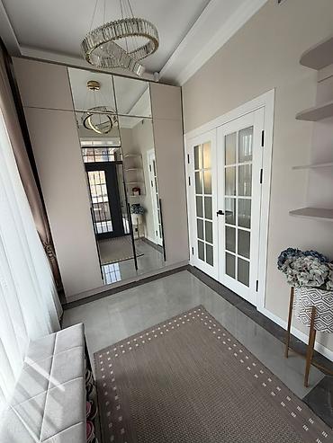 куплю таунхаус: 🔥 ПРОДАЁТСЯ ПРОСТОРНЫЙ ДЮПЛЕКС В БЕШ-КЮНГЕЕ — 300 М² 📍 Село — 4