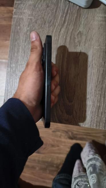 iphone satis: IPhone 15 Pro, 128 GB, Qara, Face ID — 4