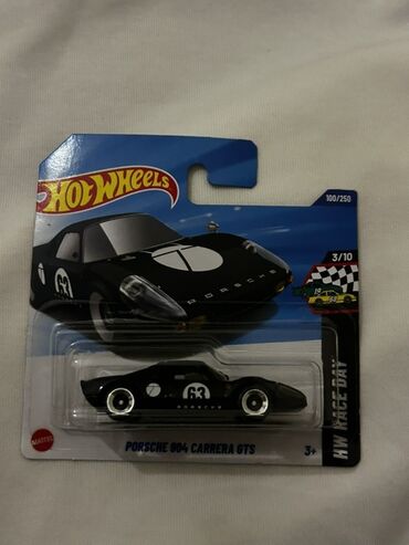 Avtomobil modelləri: Məhsul: Hot Wheels miqyaslı (təxminən 1:64) BMW temalı die-cast model — 13