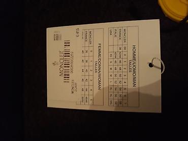 Kape i aksesoari: Moncler, One size, bоја - Crna — 5