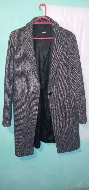 пальто: Пальто Calvin Klein, M (EU 38), цвет - Серебристый