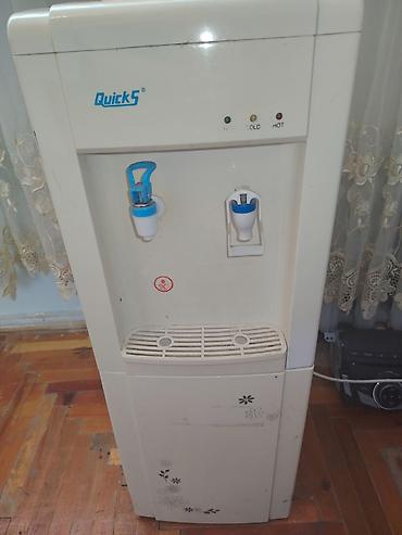 su krant: Dispenser Quicks, Döşəməüstü, Su isitmə ilə, İşlənmiş — 5