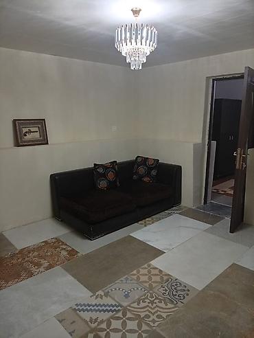 Mənzillər: 4otaqli heyet evi kiraye verilir addelnidi komunal daxil 370 manat — 6
