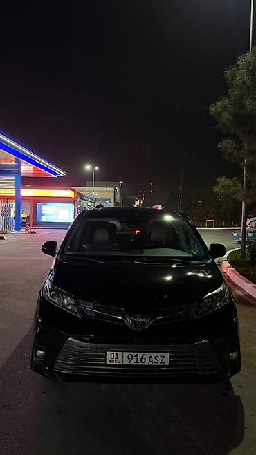 сиенна 2012: Toyota Sienna: 2018 г., Автомат, Бензин, Минивэн — 3