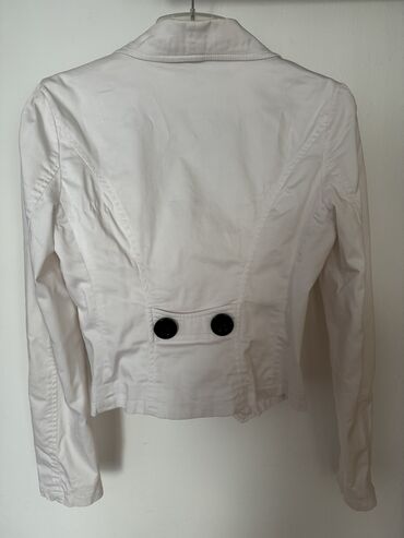 bela nike jakna: Beli sako XS Tally weijl Shell: 98% cotton, 2% elastane Lining: 100%