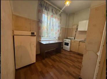 1 комнатная квартира бишкек продажа: 1 бөлмө, 36 кв. м, 105-серия, 2 кабат, Косметикалык ремонт