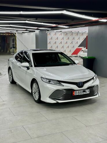 самая дорогая машина в кыргызстане: Toyota Camry: 2018 г., 2.5 л, Гибрид
