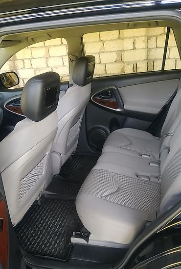 hundayi accent rulavoy: Toyota RAV4: 2.4 л | 2009 г. Внедорожник — 6