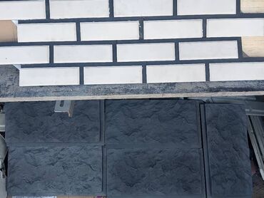 панели для дома: Продаем со скидкой фасадную плитку от 550 сомов. Есть в наличии