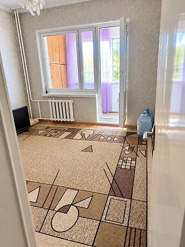 3 комнаты, 63 м², Аламедин-1 мкр 105 серия, 2 этаж