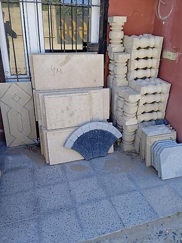 su dashi: Qumdaşı üzlük və dekorativ elementlər - Material: təbii qumdaşı - — 8