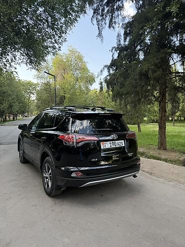 женщин: Toyota RAV4: 2018 г., Автомат, Бензин, Кроссовер — 5