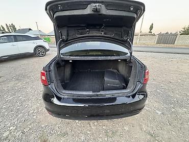 rota grid: Volkswagen Jetta: 2012 г., 1.6 л, Автомат, Бензин, Седан — 9