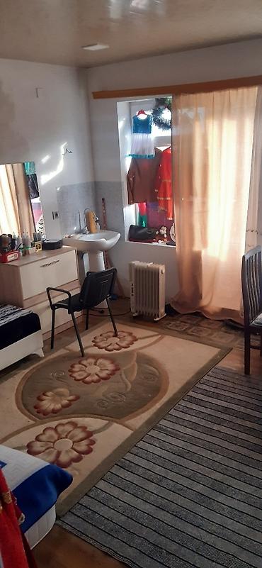 2mərtəbəli evlər: 4 otaqlı, 220 kv. m, Kredit yoxdur, Orta təmir — 7