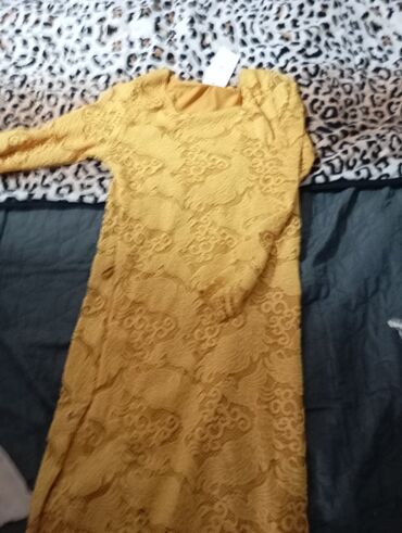 Haljine: A-Dress M (EU 38), bоја - Crna, Oversize, Kratkih rukava