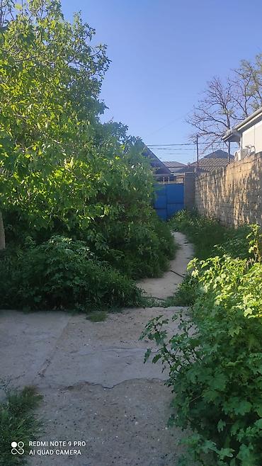 qarayevde ev: 4 sot, Tikinti, Mülkiyyətçi — 2