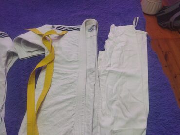 İdman formaları: Tep teze qalib Cemi 5 ders geyilib.Bahalilardandir.Qalin material.Ve — 7