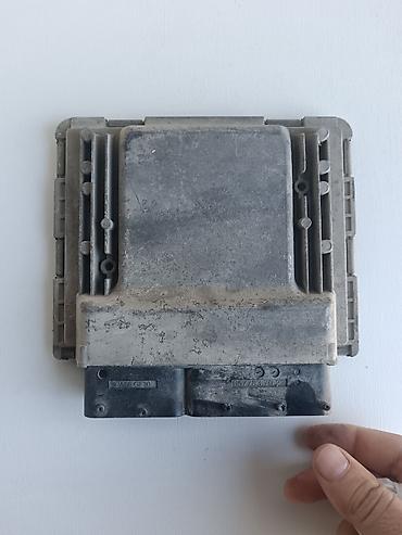 Avtomobil mühərrik idarəetmə bloku (ECU/ECM) - Korpus: tökmə