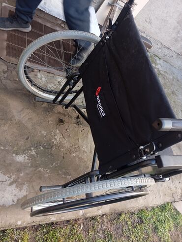 Инвалидные коляски: Инвалидная коляска Ortonica (ручной привод) - Складная стальная рама — 3