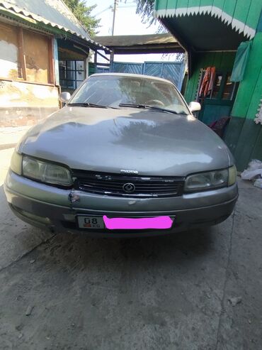 машины гольф: Mazda 626: 1992 г., 2 л, Механика, Бензин, Хэтчбэк