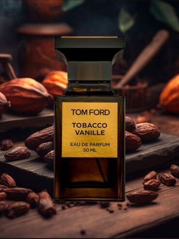 Ətriyyat: Tom Ford "Tobacco Vanille" ətri, tünd şüşə butulkada təqdim olunur və