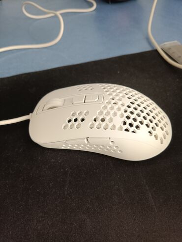 планшеты с ручкой для рисования: Новая игровая мышь с RGB подсветкой ATTACK SHARK
Коробка есть