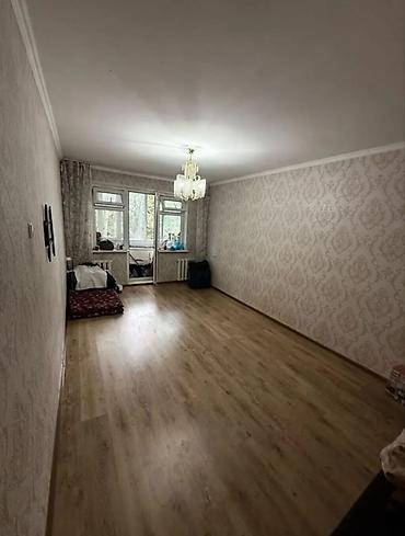 квартира микрорайоны: 2 комнаты, 43 м², 8 мкр 104 серия, 3 этаж, Косметический ремонт — 3
