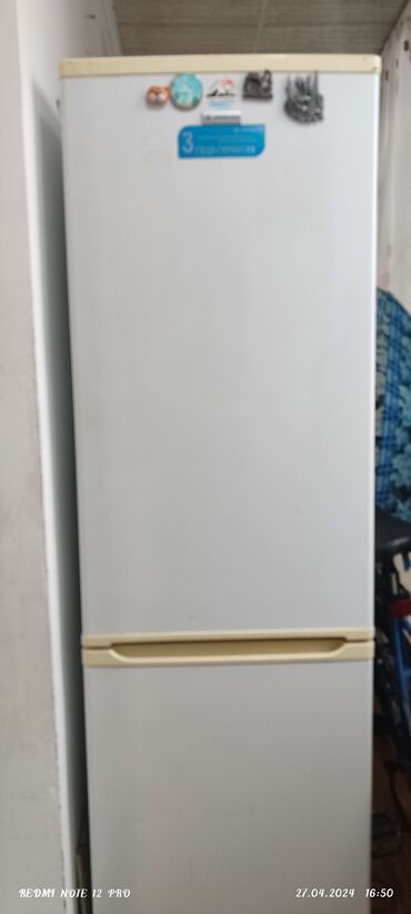 Техника для кухни: Холодильник Двухкамерный, 60 * 160 *