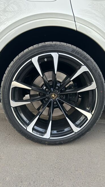 Bentley: Bentley Bentayga: 2019 г., 4 л, Автомат, Бензин, Внедорожник — 10